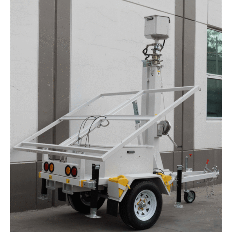 Traila / Remolque con Mástil Retráctil de 7.5 m. para Videovigilancia o Iluminación, con capacidad para Instalar Módulos Solares y Baterías (No incluidos)